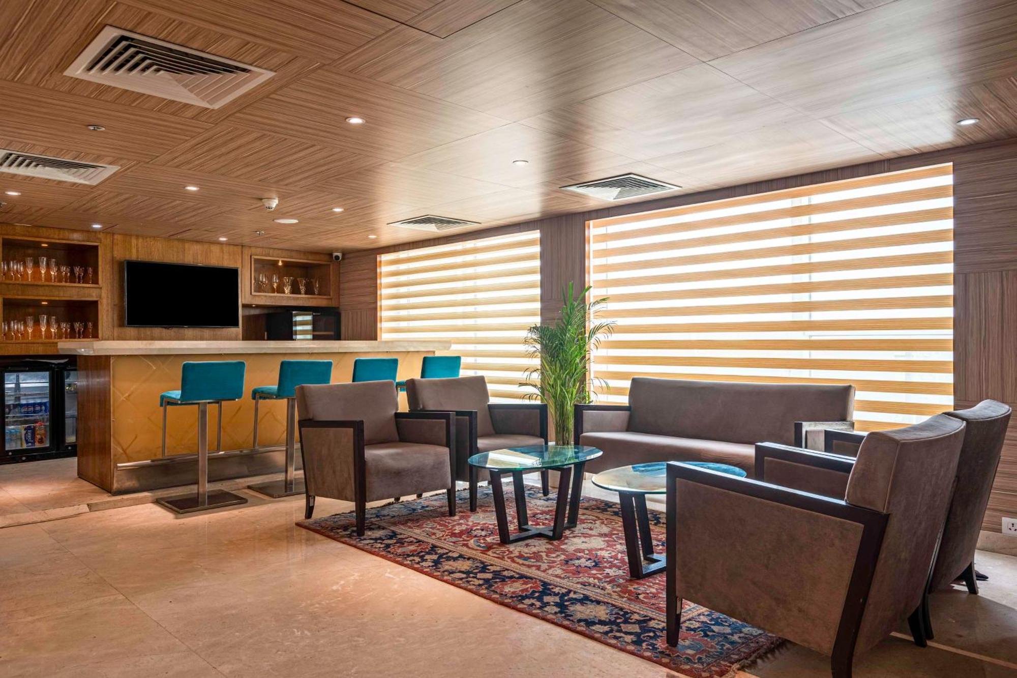 Svelte Delhi, A Member Of Radisson Individuals Hotel New Delhi Luaran gambar