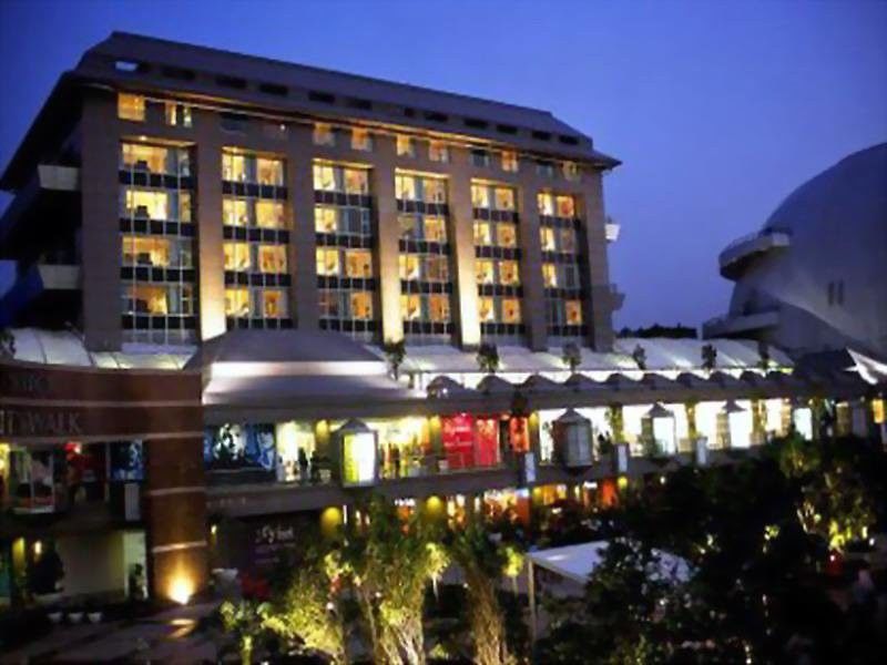 Svelte Delhi, A Member Of Radisson Individuals Hotel New Delhi Luaran gambar