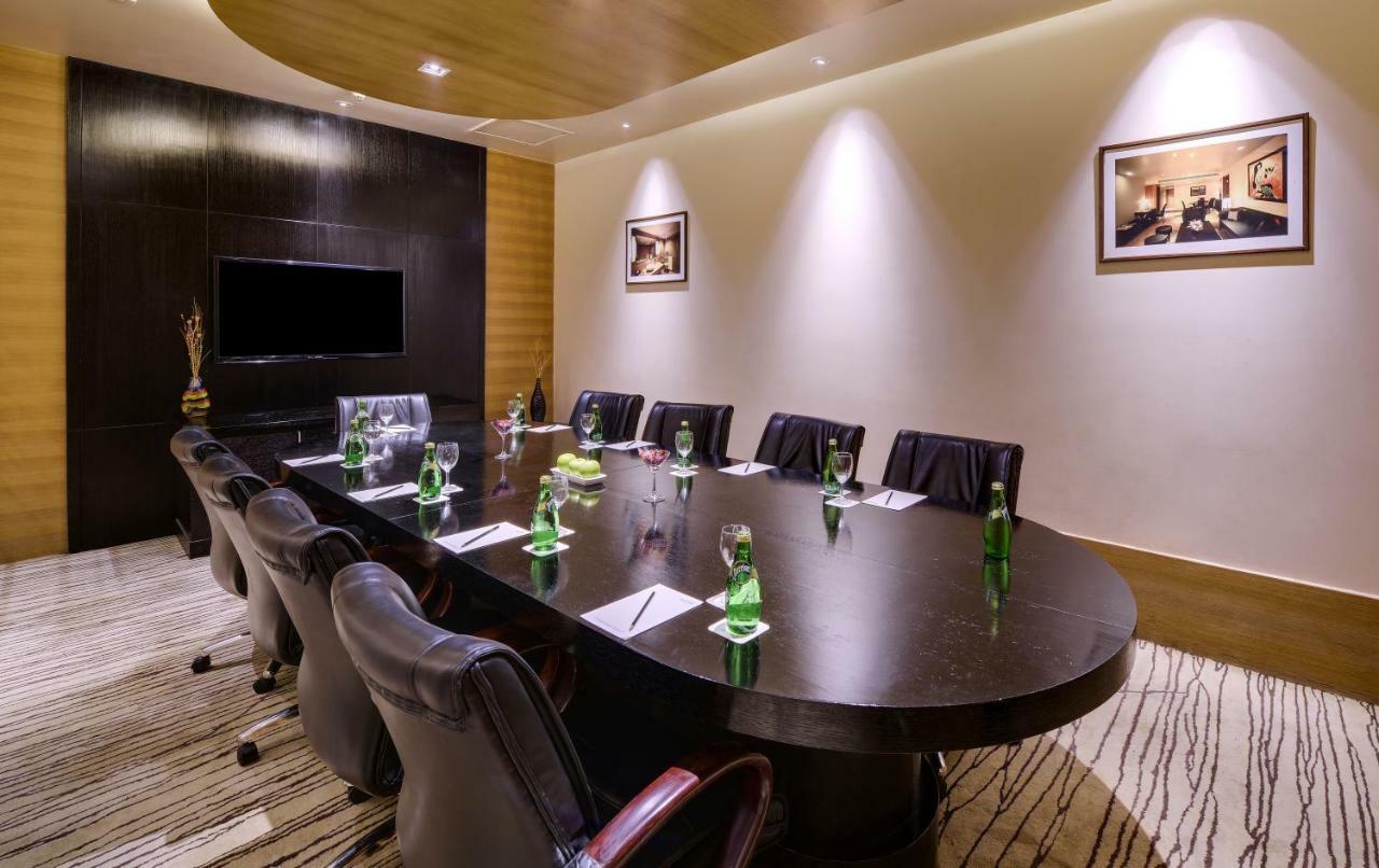 Svelte Delhi, A Member Of Radisson Individuals Hotel New Delhi Luaran gambar
